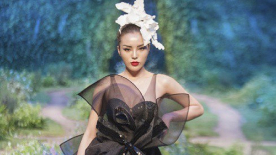 Celebrities gather for Ivy moda fashion show 2018
