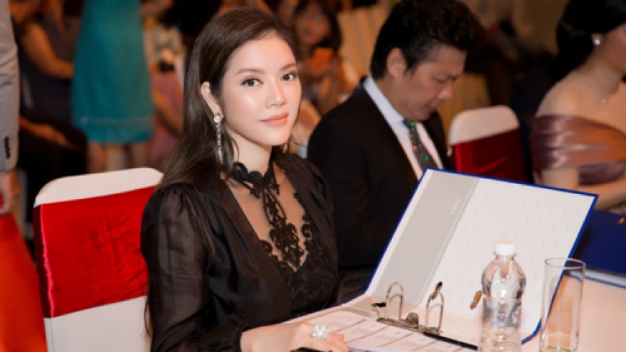 Ly Nha Ky judges Miss Grand International 2017 pageant