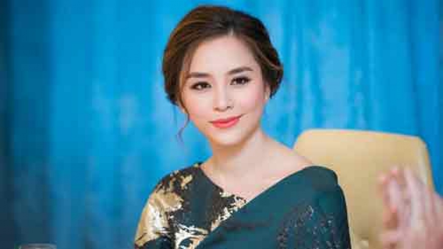 Actress Thien Ly explores Son Doong Cave