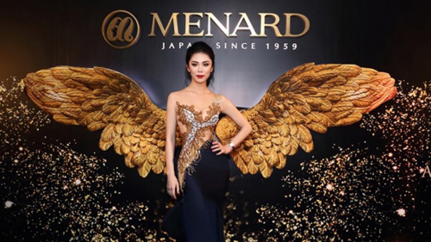 Riyo Mori oozes glamour at HCM City fashion event