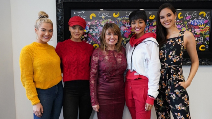 H’Hen Nie reunited with Miss Universe beauty queens in New York