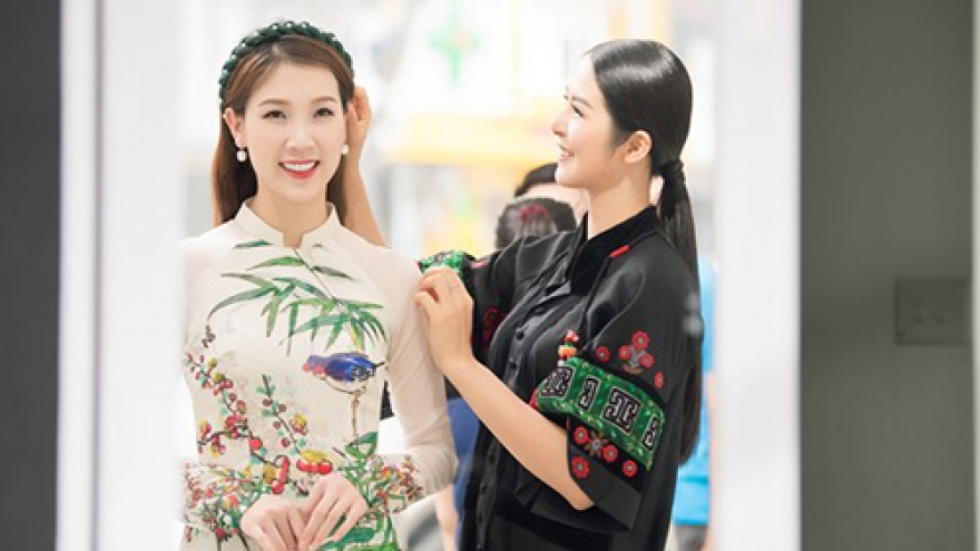 Thuy Linh prepares for Mrs Ao dai Vietnam 2018