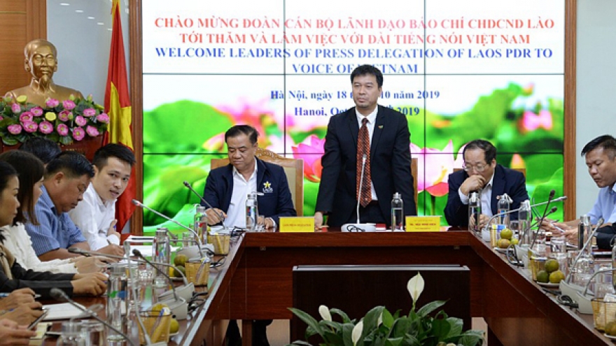 Press delegation of Laos impressed by VOV development