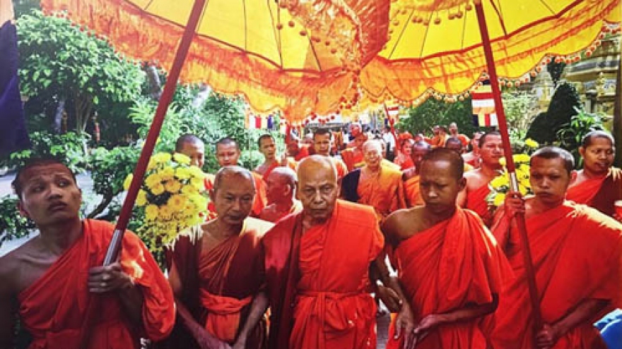 Vietnamese pagodas through the lens of a French photographer