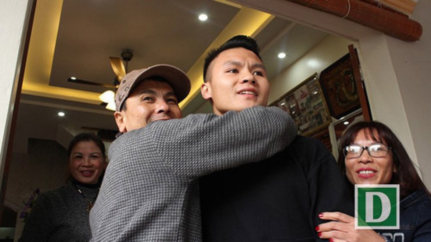 Midfielder Quang Hai’s homecoming surprise