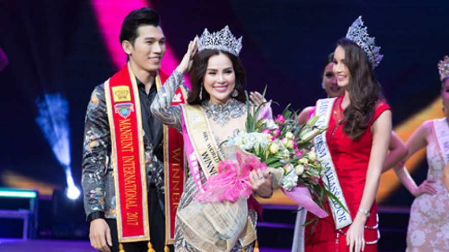 Phuong Le crowned Mrs World Peace 2017