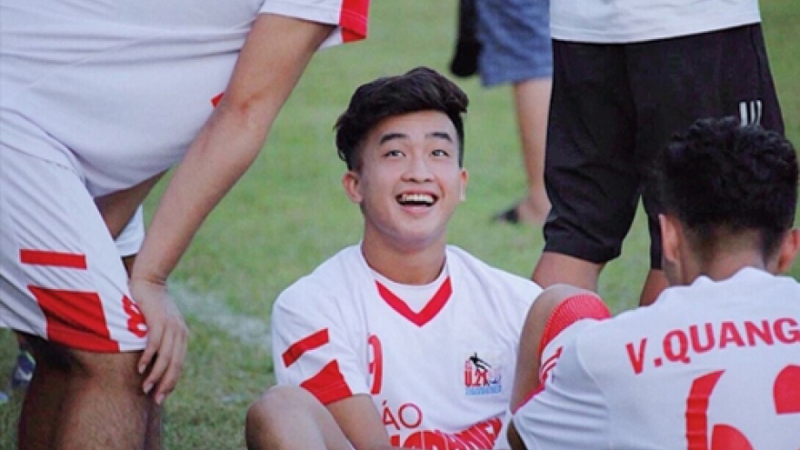 Danh Trung named among five best players from AFF U22 Championship 2019