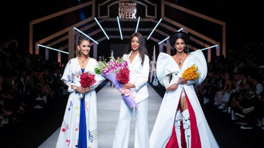 Haitian designer Jovana Benoit closes Vietnam Int’l Fashion Week 2018