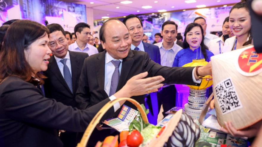 PM attends forum on growing national technology companies