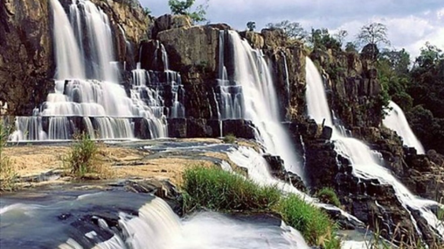 
        The most famous waterfalls in Lam Dong
                          
                      