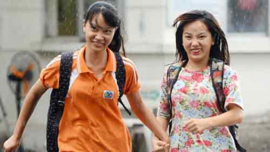 Hundreds of thousands prepare for student national exams