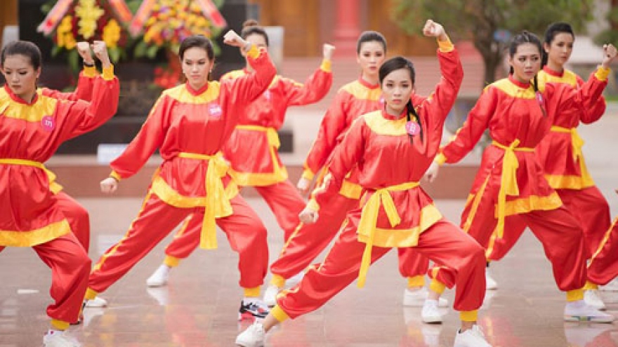 
        Top 30 Miss Vietnam southern contestants take martial arts training
                          
                      
