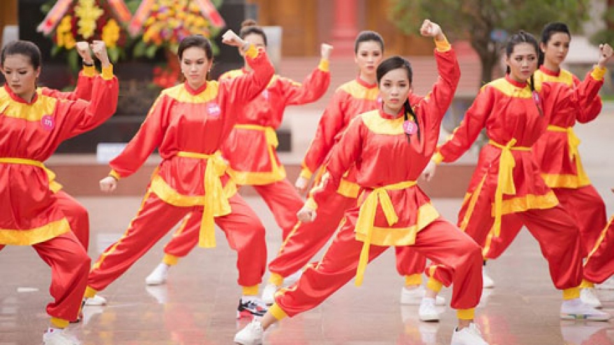 Top 30 Miss Vietnam southern contestants take martial arts training