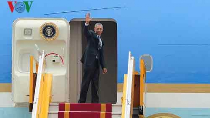 President Obama heads for Ho Chi Minh City