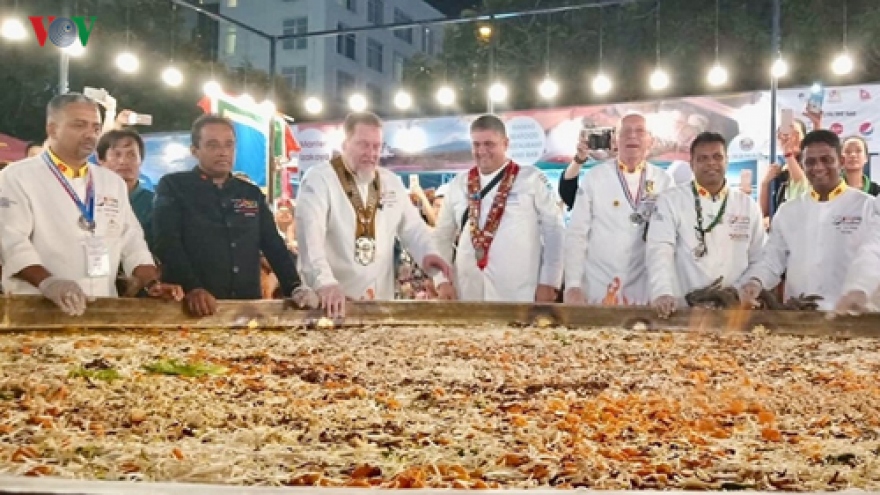 Giant crepe featured at Danang International Food Festival’s closing ceremony 