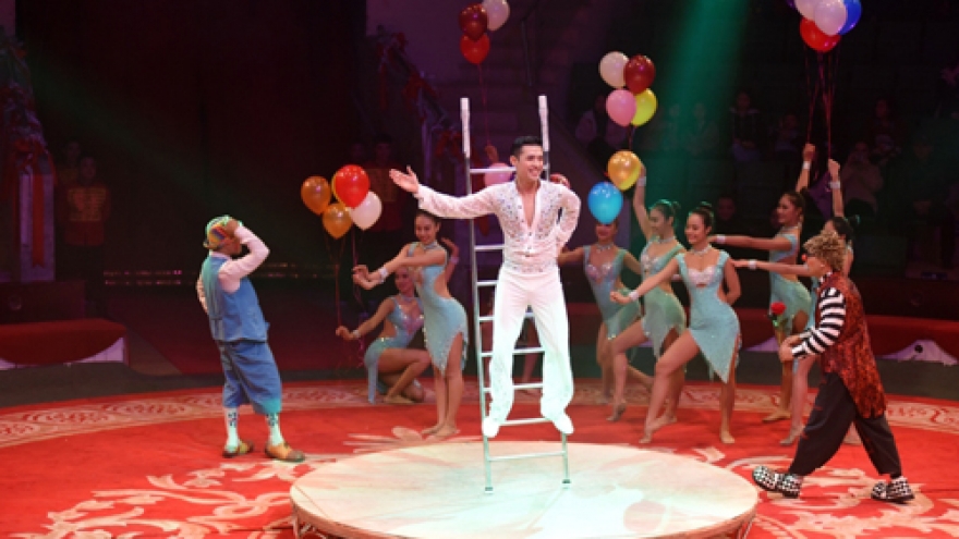 Circus talent competition ends with spectacular closing performance