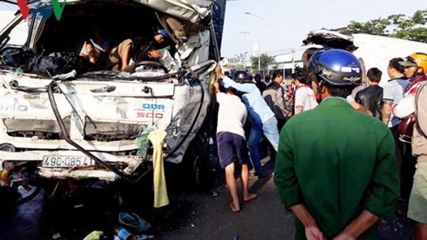 1 killed, more than 10 injured in tragic accident in Lam Dong province