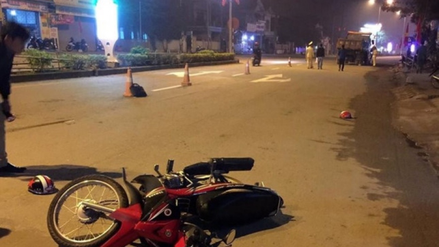 Two killed, one injured after truck collision in Quang Tri