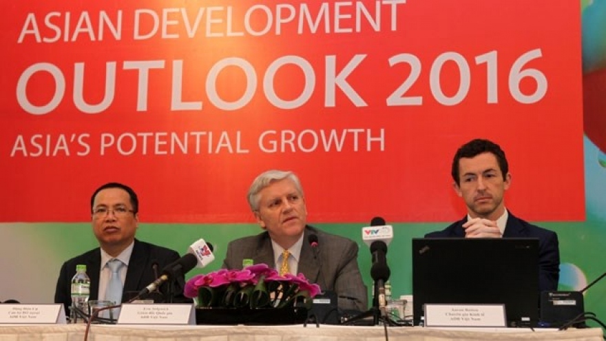 Vietnam’s economy to grow 6.7% in 2016: ADB