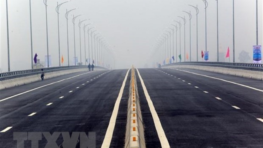 ADB, WB steps up online bidding in Vietnam
