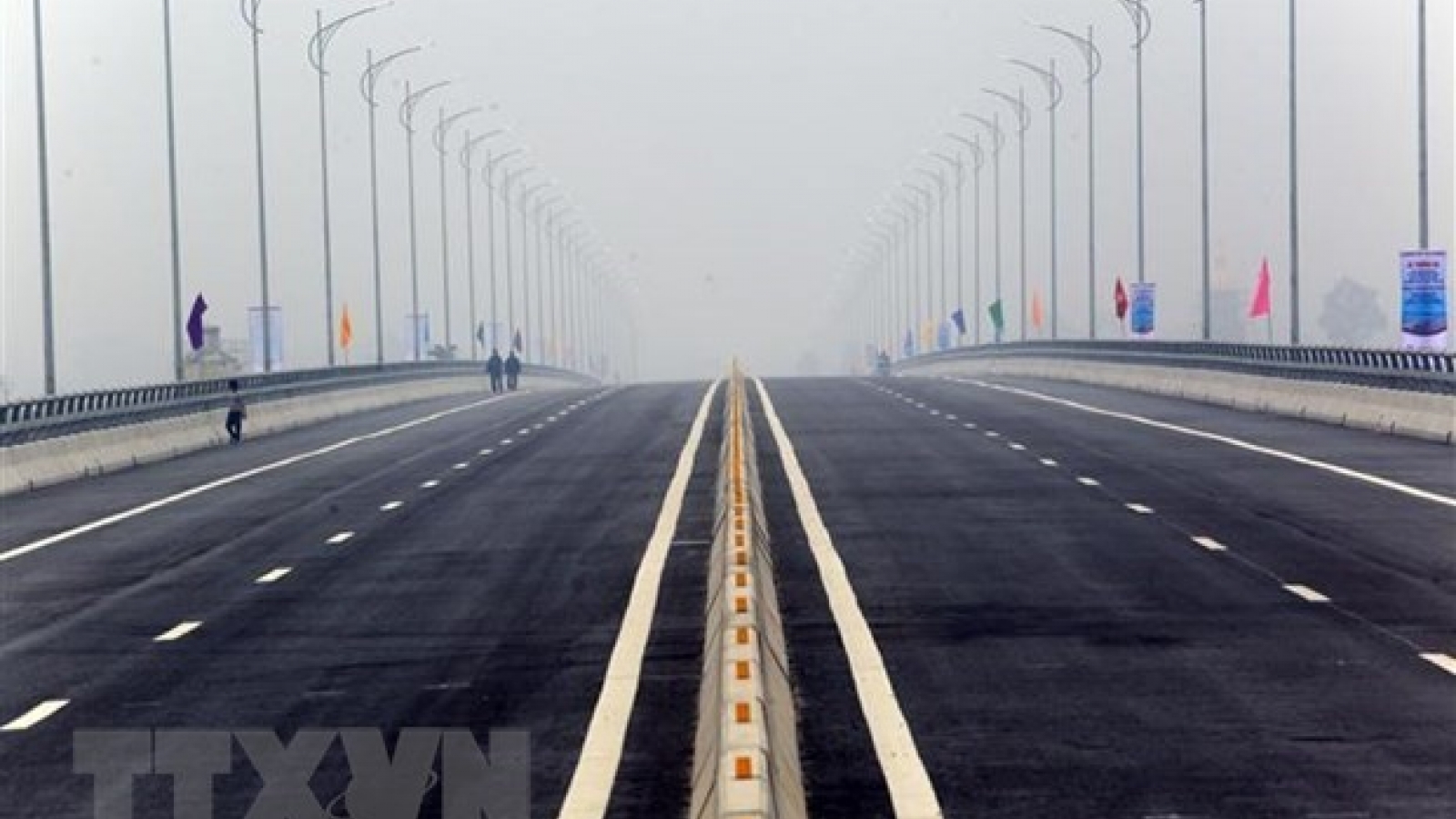 ADB, WB steps up online bidding in Vietnam