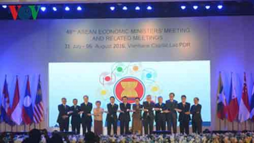 ASEAN economic ministers mull multiple issues