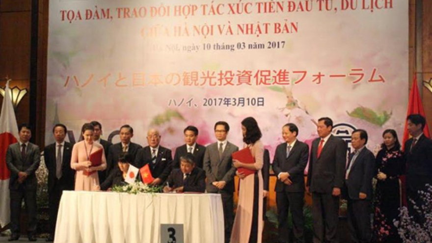 
        AEON unveils plans to branch out in Hanoi 
                              