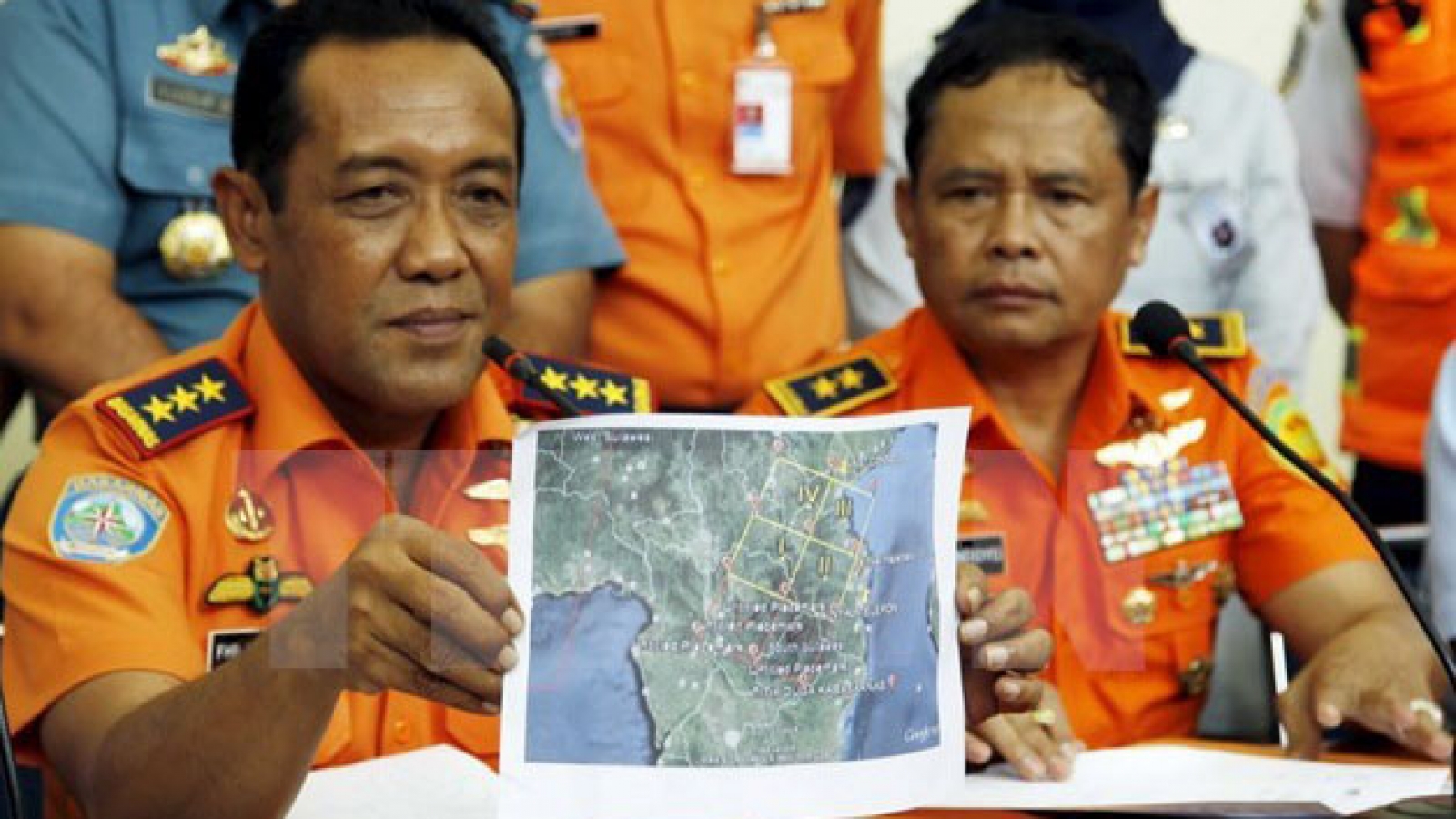 Wreckage of missing Indonesian aircraft found
