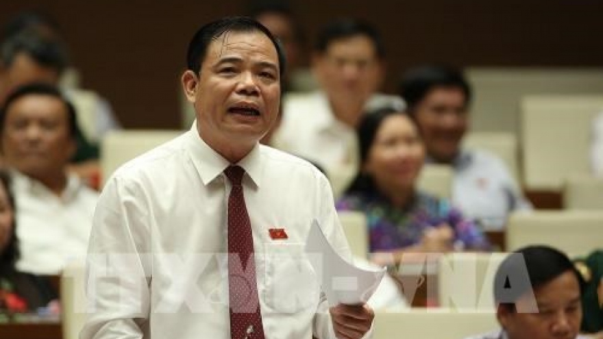 Lawmakers concerned about bottlenecks in agricultural restructuring