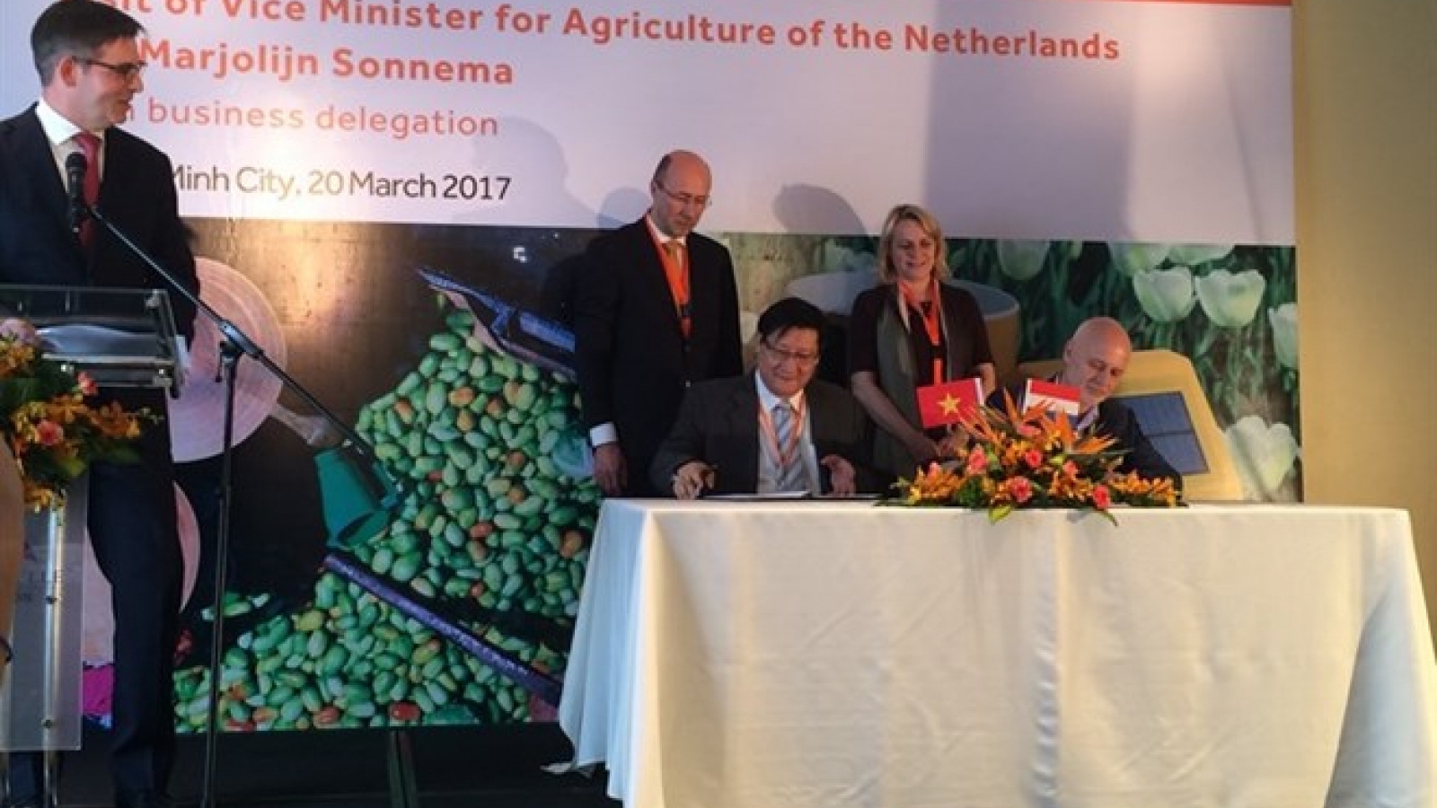 Vietnam, Netherlands to up agriculture ties