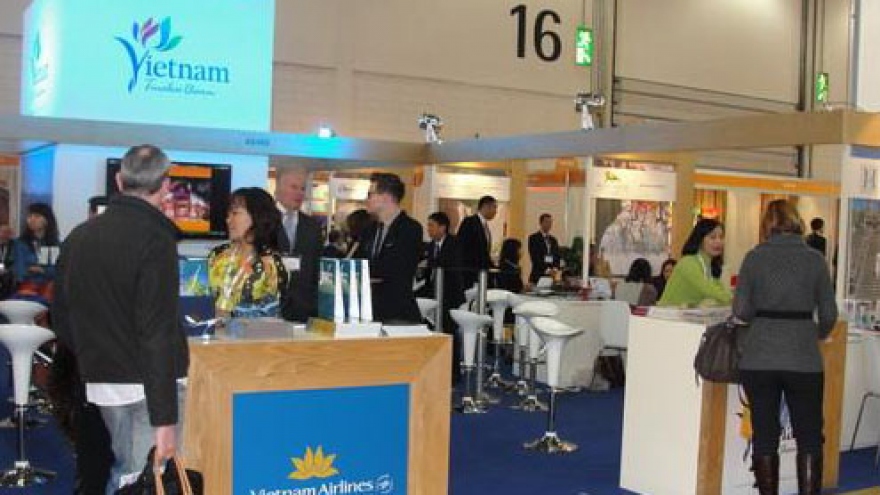 
        Vietnam attends World Travel Mart in London
                              