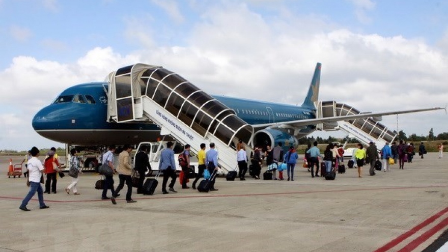 Airlines adjust flights to Japan due to typhoon Trami