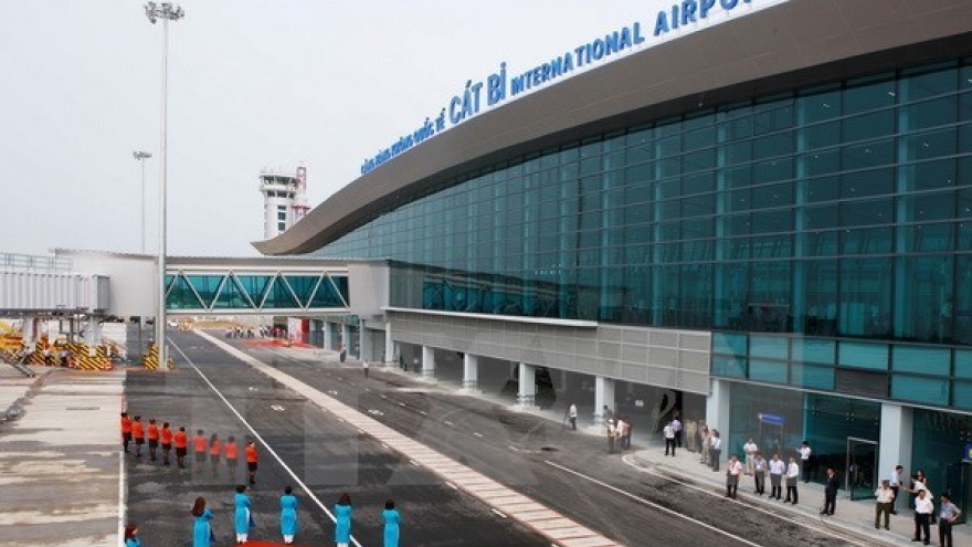 Foreign airlines add direct services to Vietnam this summer