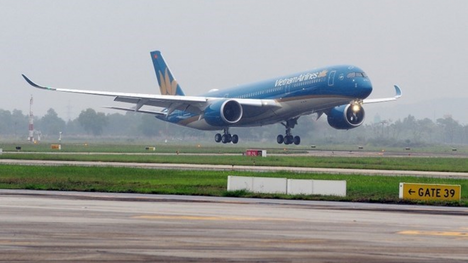 CAAV: Punctuality rate of airlines increases in September