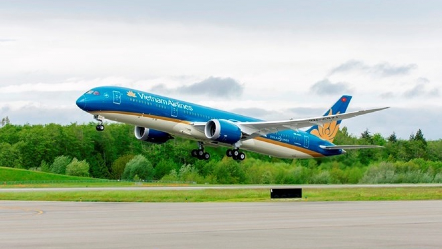 
        Vietnam Airlines calls off flights to Taiwan due to storm Talim
                              