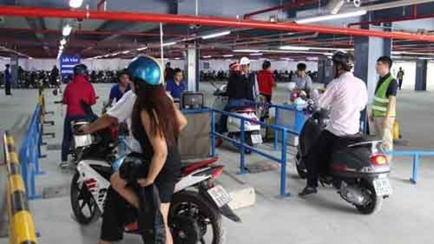 Tan Son Nhat Airport opens new parking