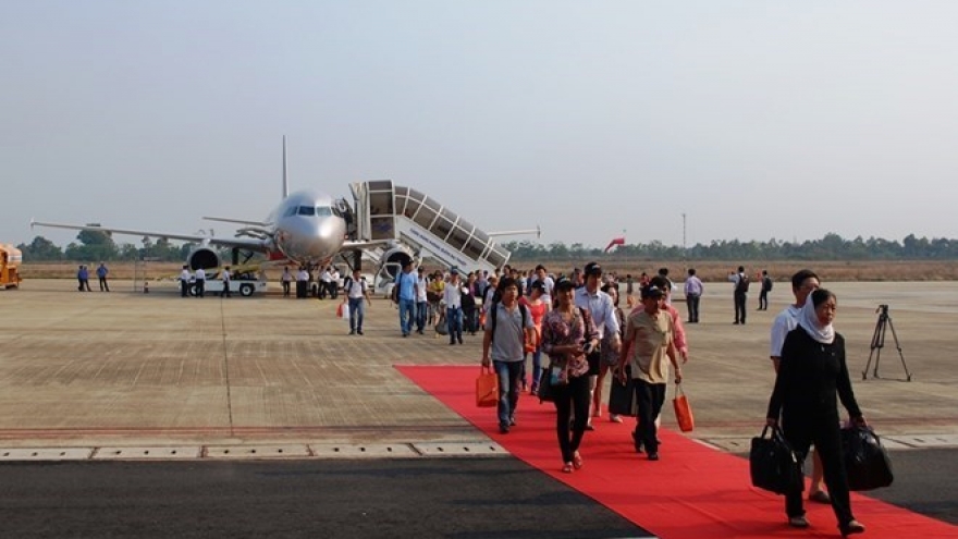 Vietnam’s airports greet 52.8 million passengers in first half