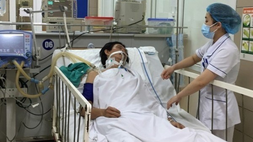 More alcohol poisoning cases reported as Tet draws near