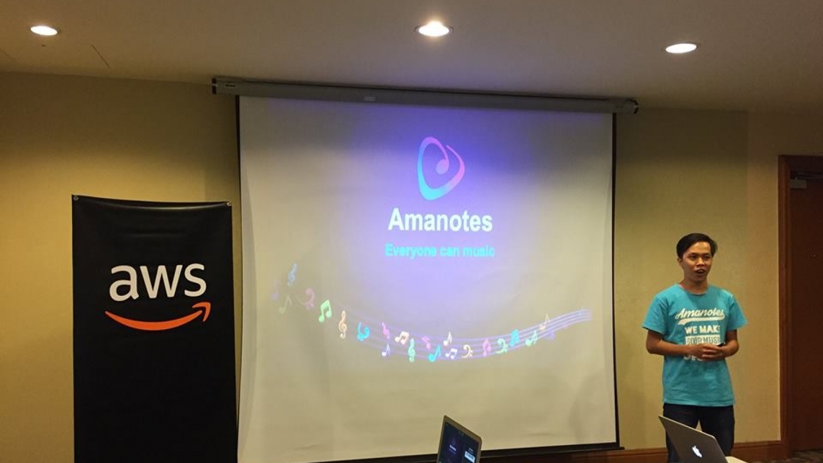 Amazon Web Services stands behind Vietnamese startup community