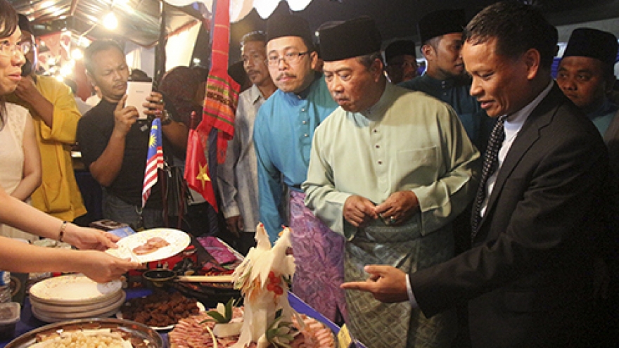 Vietnam attends ASEAN Food and Cultural Festival