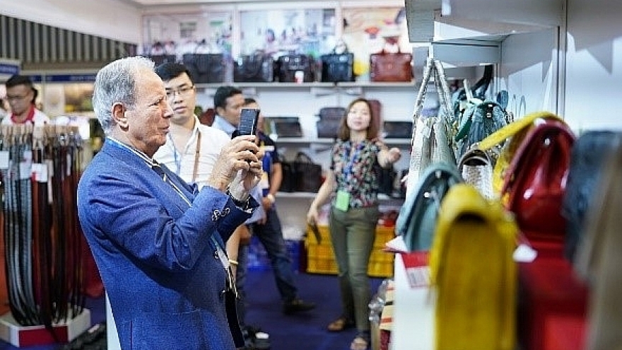 An expo for Vietnamese footwear to stride forward