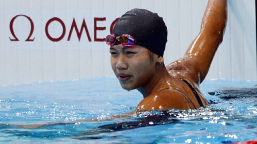 Vien leads SEA swimming event