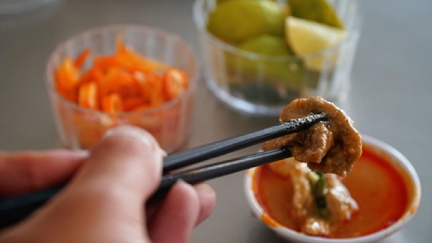 Saigon eatery serves noodle soup with venison for 60 years