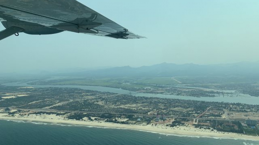 Phong Nha-Ke Bang National Park flight seeks licensing