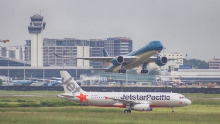 Vietnamese airlines cancel Hong Kong flights due to protests