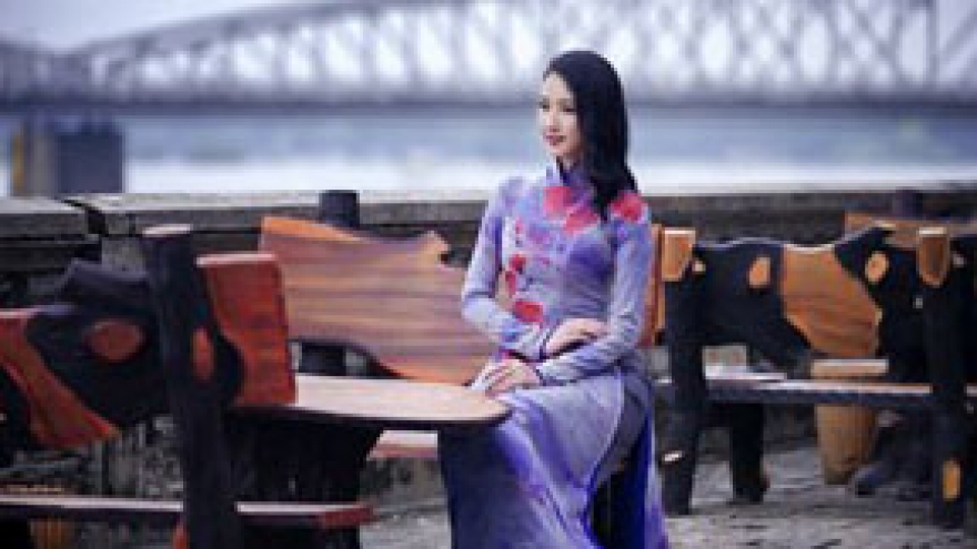 Graceful autumn in Ao Dai Collection