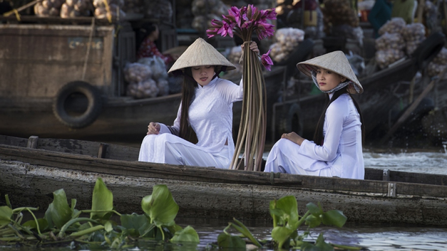 
        Photo gallery: 22 most beautiful Ao Dai 
                          
                      