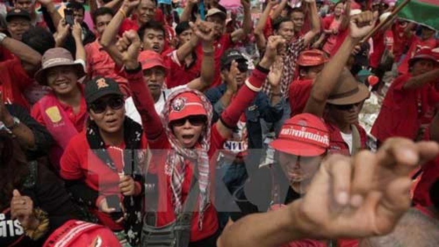 Thailand frees Red-Shirt leaders