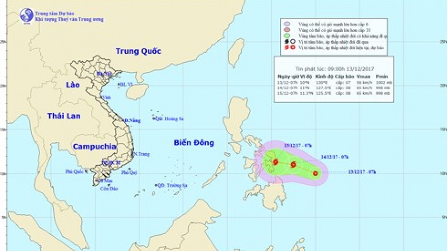 Tropical low pressure likely to strengthen into storm near East Sea