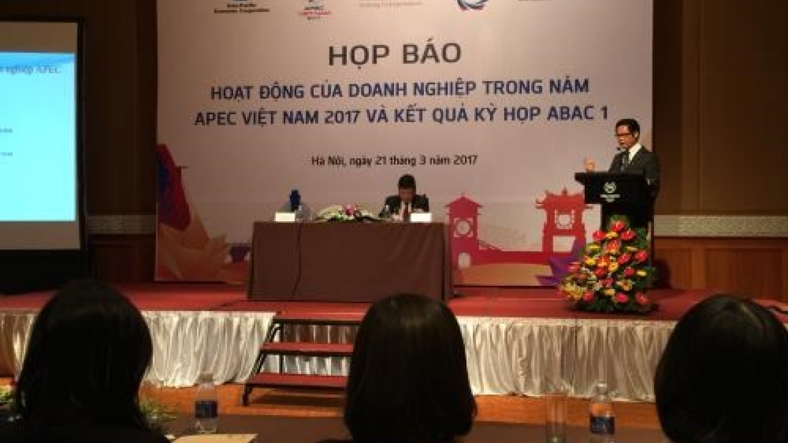 APEC business activities bustle toward year’s end